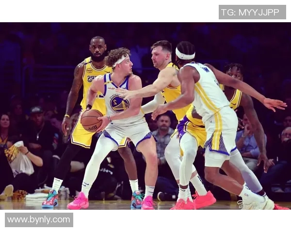 2018年11月13日快船勇士激战回顾球星表现与精彩瞬间分析